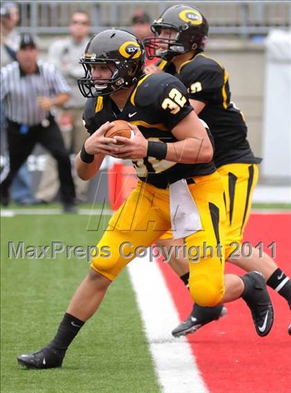 Thumbnail 1 in Indianapolis Cathedral vs. Centerville (Kirk Herbstreit National Kickoff Classic) photogallery.