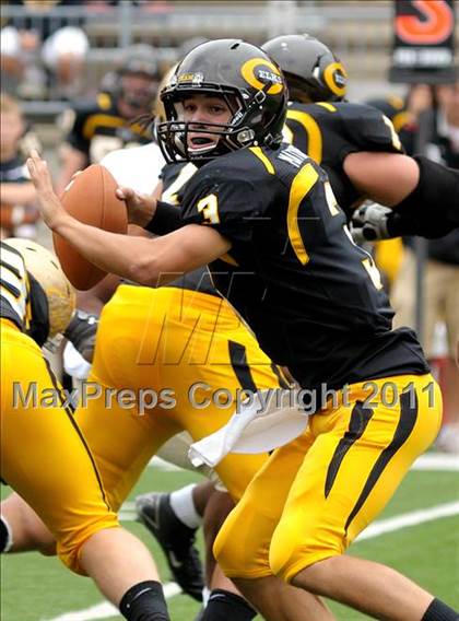 Thumbnail 1 in Indianapolis Cathedral vs. Centerville (Kirk Herbstreit National Kickoff Classic) photogallery.