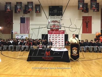 Thumbnail 3 in McGill-Toolen TOC Ceremony  photogallery.