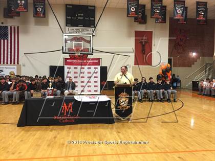 Thumbnail 2 in McGill-Toolen TOC Ceremony  photogallery.