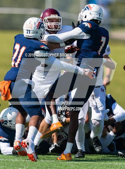 Thumbnail 3 in Cinco Ranch vs Fort Bend Bush (UIL 6A Bi-District Playoff) photogallery.