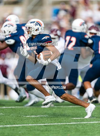Thumbnail 3 in Cinco Ranch vs Fort Bend Bush (UIL 6A Bi-District Playoff) photogallery.
