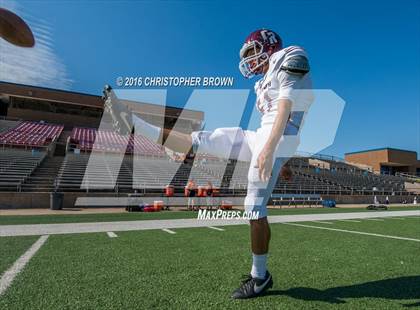 Thumbnail 3 in Cinco Ranch vs Fort Bend Bush (UIL 6A Bi-District Playoff) photogallery.