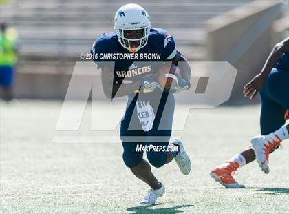 Thumbnail 2 in Cinco Ranch vs Fort Bend Bush (UIL 6A Bi-District Playoff) photogallery.