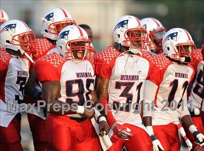 Thumbnail 2 in Miramar @ DeSoto (Florida vs. Texas Football Showcase) photogallery.