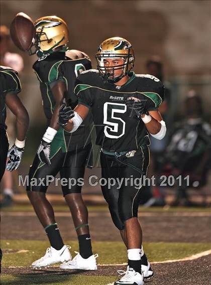 Thumbnail 3 in Miramar @ DeSoto (Florida vs. Texas Football Showcase) photogallery.