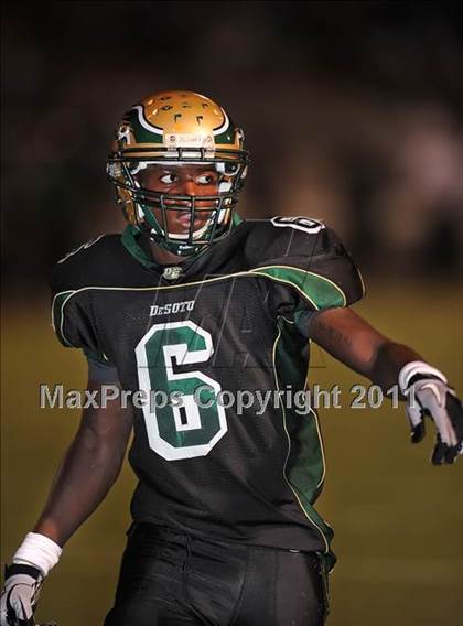 Thumbnail 2 in Miramar @ DeSoto (Florida vs. Texas Football Showcase) photogallery.