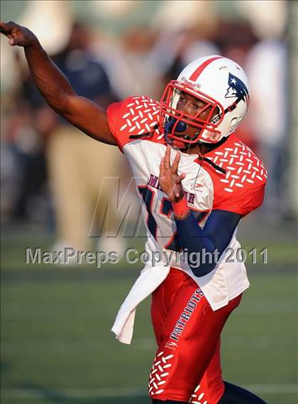 Thumbnail 3 in Miramar @ DeSoto (Florida vs. Texas Football Showcase) photogallery.