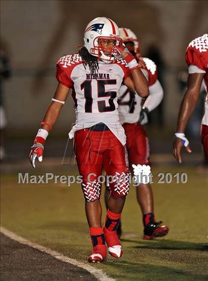 Thumbnail 3 in Miramar @ DeSoto (Florida vs. Texas Football Showcase) photogallery.
