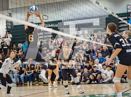 Thumbnail 3 in Villa Park @ Canyon photogallery.