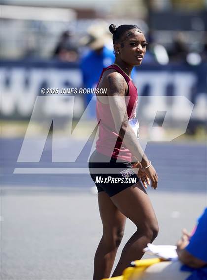 Thumbnail 2 in Bob Hayes Invitational (High Jump) photogallery.
