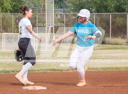 Thumbnail 3 in Nanakuli @ Kapolei photogallery.