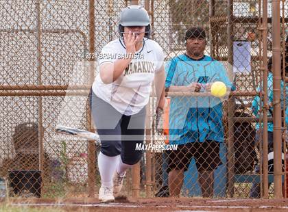 Thumbnail 1 in Nanakuli @ Kapolei photogallery.