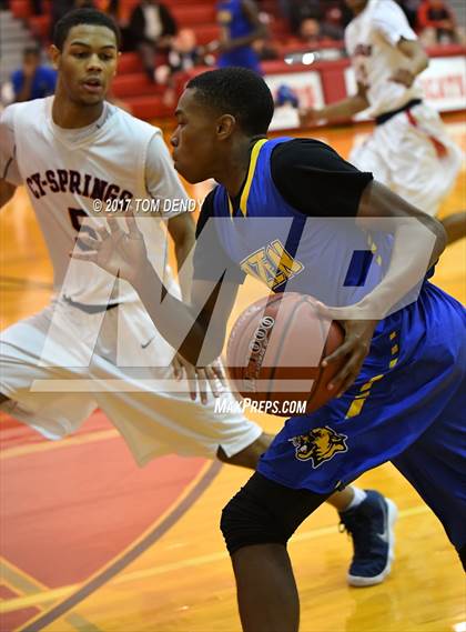 Thumbnail 2 in Cypress Springs vs. Ozen (Cypress Hoops Invitational) photogallery.