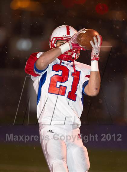 Thumbnail 3 in Plymouth South vs. Natick (MIAA Division IIA Semifinal) photogallery.