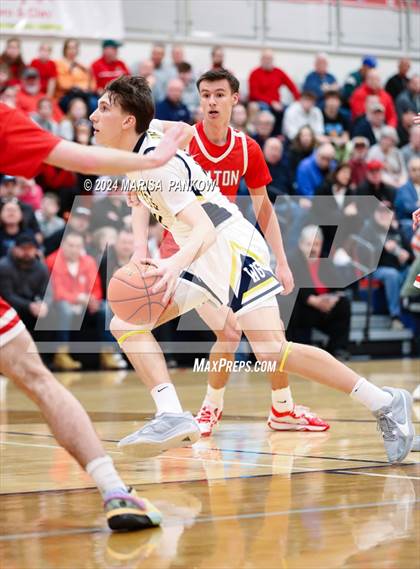 Thumbnail 1 in West Genesee vs Fulton (NYSPHSAA Section 3 AA Semifinal) photogallery.