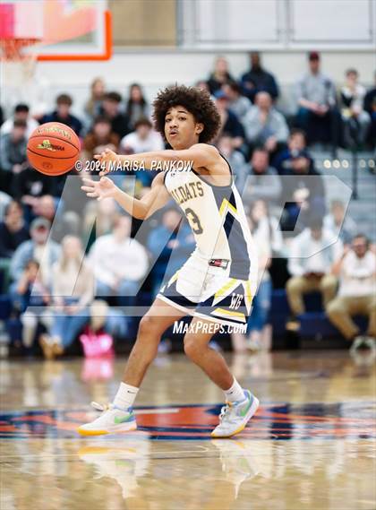 Thumbnail 1 in West Genesee vs Fulton (NYSPHSAA Section 3 AA Semifinal) photogallery.