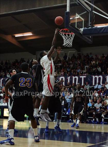 Thumbnail 2 in Newark Memorial vs. Monte Vista (CIF NCS D1 Final) photogallery.