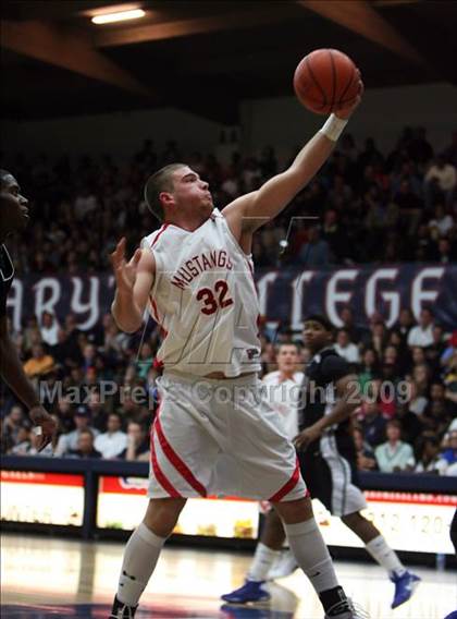 Thumbnail 2 in Newark Memorial vs. Monte Vista (CIF NCS D1 Final) photogallery.