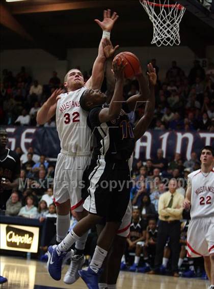 Thumbnail 2 in Newark Memorial vs. Monte Vista (CIF NCS D1 Final) photogallery.
