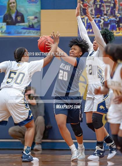 Thumbnail 1 in E.E. Smith vs. Hillside (NCHSAA 3A 4th Round) photogallery.