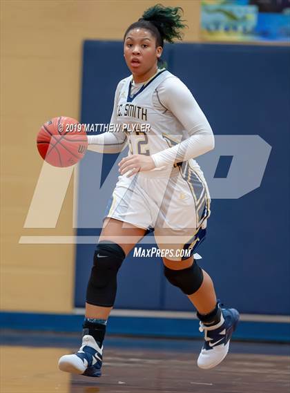 Thumbnail 1 in E.E. Smith vs. Hillside (NCHSAA 3A 4th Round) photogallery.