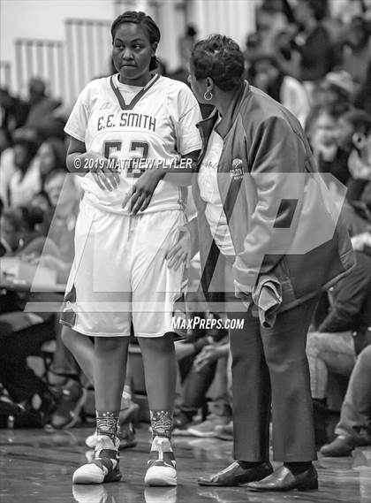 Thumbnail 3 in E.E. Smith vs. Hillside (NCHSAA 3A 4th Round) photogallery.