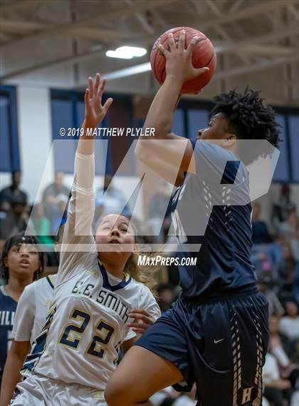 Thumbnail 2 in E.E. Smith vs. Hillside (NCHSAA 3A 4th Round) photogallery.