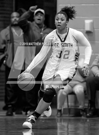 Thumbnail 3 in E.E. Smith vs. Hillside (NCHSAA 3A 4th Round) photogallery.