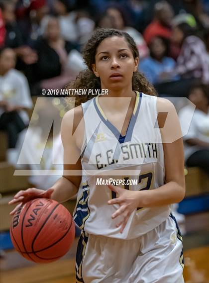Thumbnail 2 in E.E. Smith vs. Hillside (NCHSAA 3A 4th Round) photogallery.