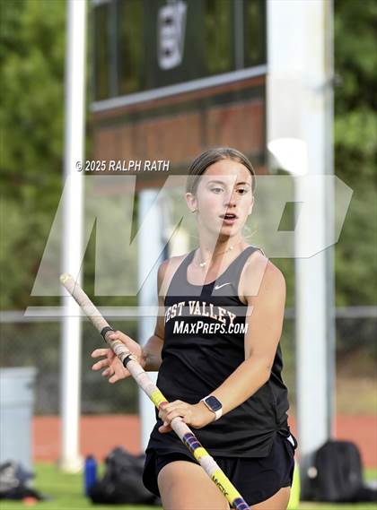 Thumbnail 2 in CIF NS Division 2 Finals photogallery.