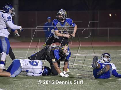 Thumbnail 2 in Sutter vs. Sierra (CIF NorCal Regional 4-A Division Final) photogallery.