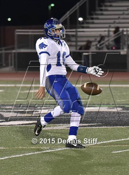 Thumbnail 3 in Sutter vs. Sierra (CIF NorCal Regional 4-A Division Final) photogallery.