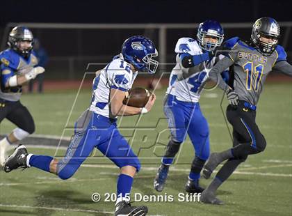 Thumbnail 2 in Sutter vs. Sierra (CIF NorCal Regional 4-A Division Final) photogallery.