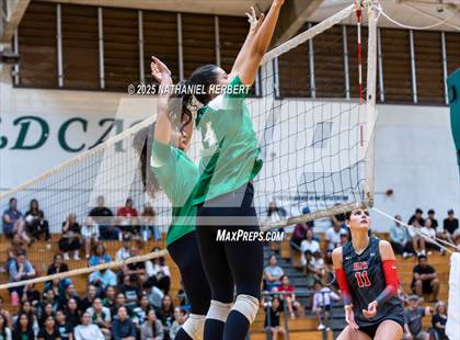 Thumbnail 1 in Hawaii Prep @ Konawaena photogallery.