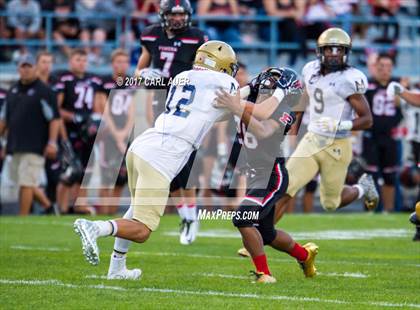 Thumbnail 1 in Pomona vs. Mullen photogallery.