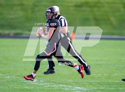 Thumbnail 2 in Pomona vs. Mullen photogallery.