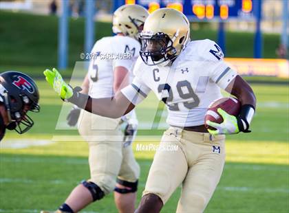 Thumbnail 1 in Pomona vs. Mullen photogallery.