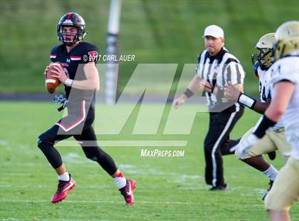 Thumbnail 1 in Pomona vs. Mullen photogallery.