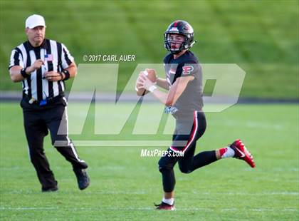 Thumbnail 2 in Pomona vs. Mullen photogallery.