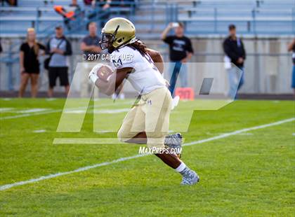 Thumbnail 1 in Pomona vs. Mullen photogallery.