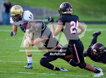 Thumbnail 3 in Pomona vs. Mullen photogallery.