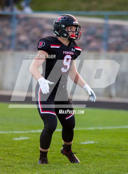 Thumbnail 2 in Pomona vs. Mullen photogallery.