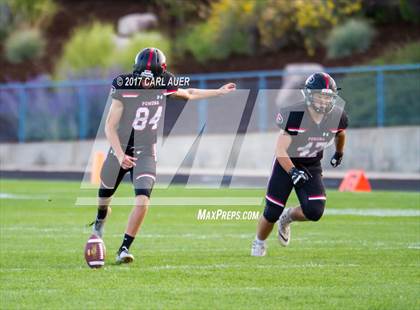 Thumbnail 1 in Pomona vs. Mullen photogallery.