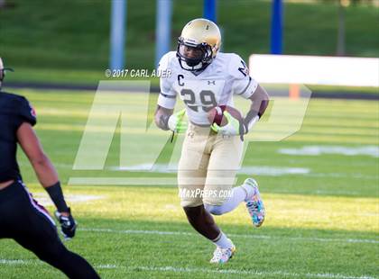 Thumbnail 1 in Pomona vs. Mullen photogallery.