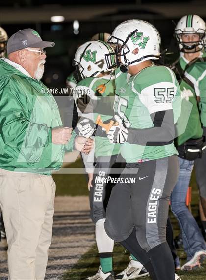 Thumbnail 3 in Valley View vs De Leon (UIL 2A Area Playoff) photogallery.