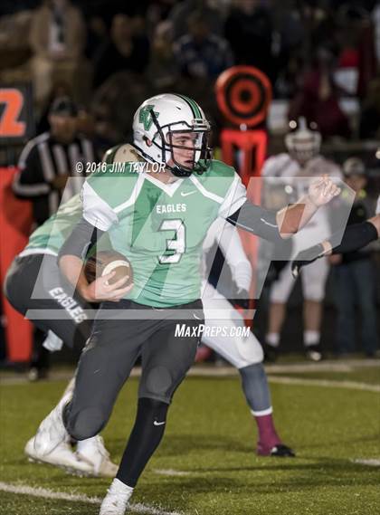 Thumbnail 2 in Valley View vs De Leon (UIL 2A Area Playoff) photogallery.