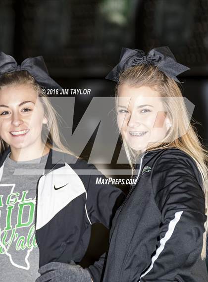 Thumbnail 2 in Valley View vs De Leon (UIL 2A Area Playoff) photogallery.