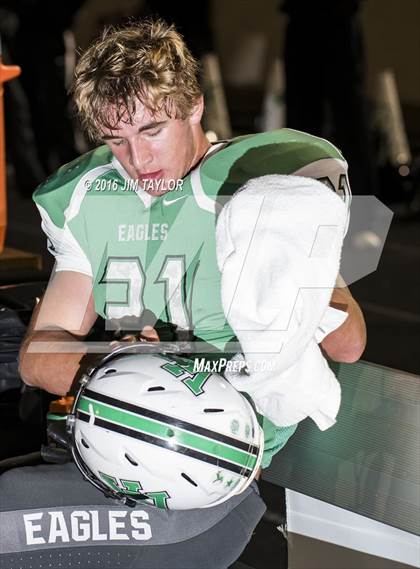 Thumbnail 1 in Valley View vs De Leon (UIL 2A Area Playoff) photogallery.