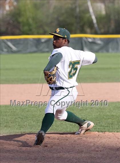 Thumbnail 1 in Clarence @ Williamsville North photogallery.
